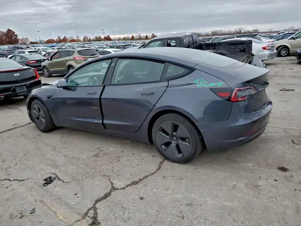 5YJ3E1EB4MF960900 2021 TESLA MODEL 3 - Image 2