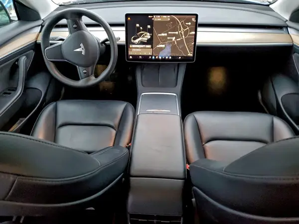 5YJ3E1EB4MF960900 2021 TESLA MODEL 3 - Image 8