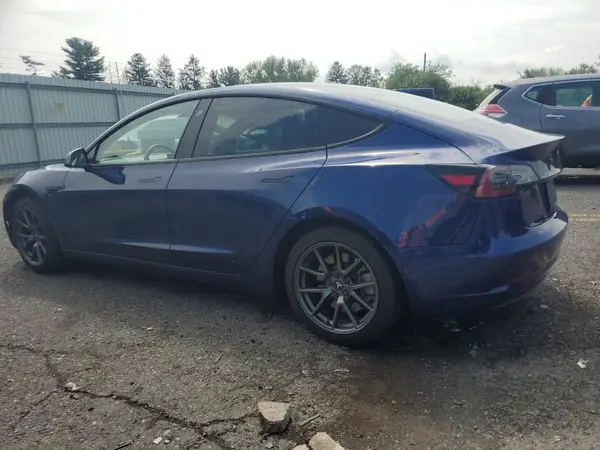 5YJ3E1EB4MF960962 2021 TESLA MODEL 3 - Image 2