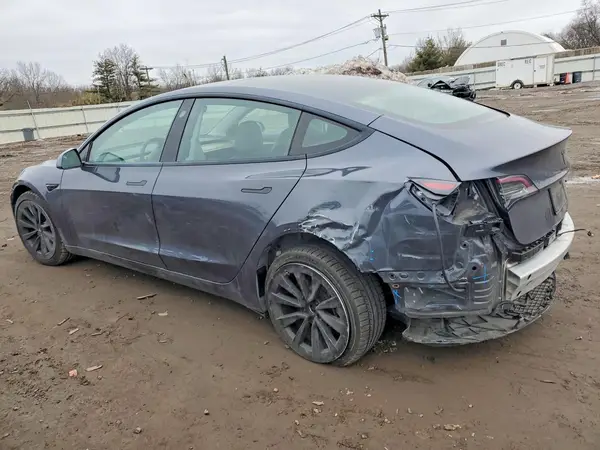 5YJ3E1EB4MF980130 2021 TESLA MODEL 3 - Image 2
