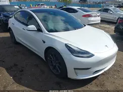 5YJ3E1EB4MF981438 2021 TESLA MODEL 3