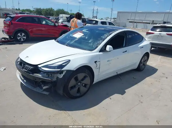 5YJ3E1EB4MF983397 2021 TESLA MODEL 3 - Image 2