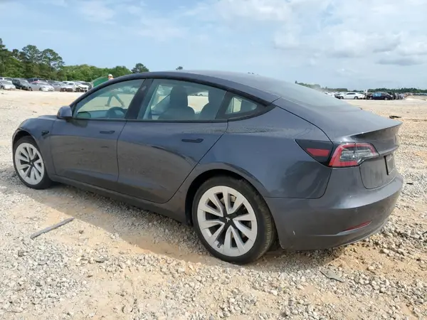 5YJ3E1EB4MF983545 2021 TESLA MODEL 3 - Image 2