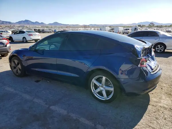 5YJ3E1EB4MF995484 2021 TESLA MODEL 3 - Image 2