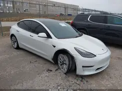 5YJ3E1EB4MF997462 2021 TESLA MODEL 3