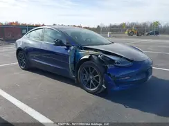 5YJ3E1EB4NF104983 2022 TESLA MODEL 3