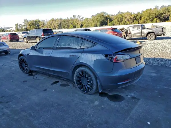 5YJ3E1EB4NF109276 2022 TESLA MODEL 3 - Image 2