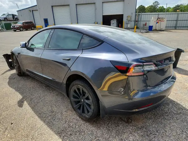 5YJ3E1EB4NF111495 2022 TESLA MODEL 3 - Image 2