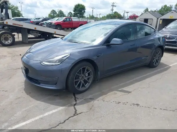 5YJ3E1EB4NF113151 2022 TESLA MODEL 3 - Image 2