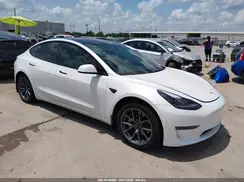 5YJ3E1EB4NF115692 2022 TESLA MODEL 3