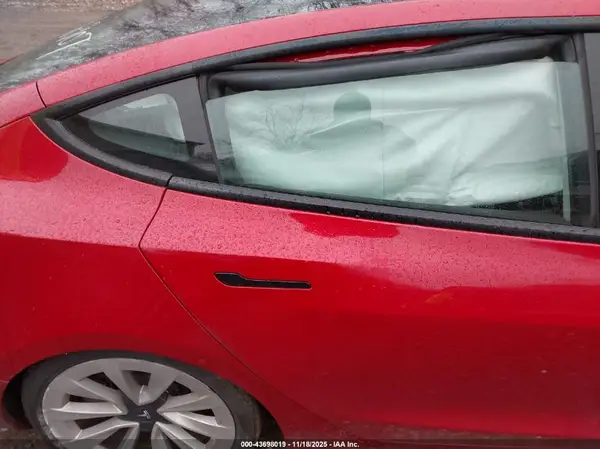 5YJ3E1EB4NF116907 2022 TESLA MODEL 3 - Image 8