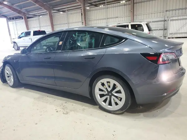 5YJ3E1EB4NF118513 2022 TESLA MODEL 3 - Image 2