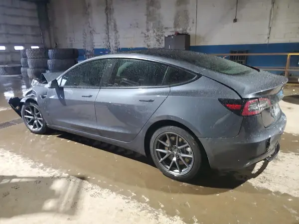 5YJ3E1EB4NF119127 2022 TESLA MODEL 3 - Image 2