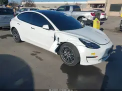 5YJ3E1EB4NF134243 2022 TESLA MODEL 3