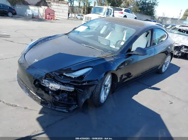 5YJ3E1EB4NF137966 2022 TESLA MODEL 3 - Image 2