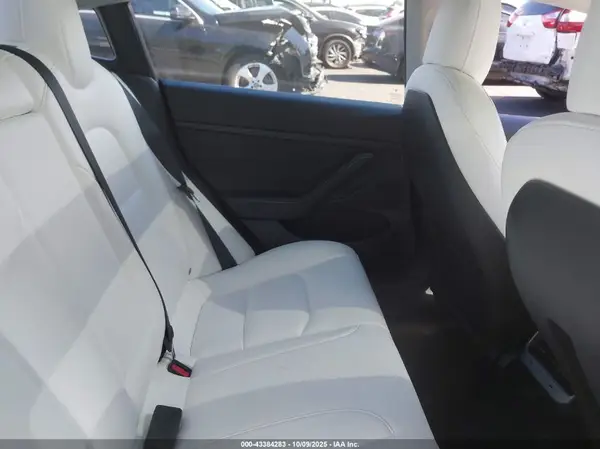 5YJ3E1EB4NF137966 2022 TESLA MODEL 3 - Image 8