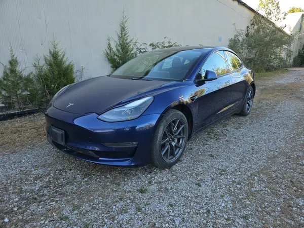 5YJ3E1EB4NF143606 2022 TESLA MODEL 3 - Image 2