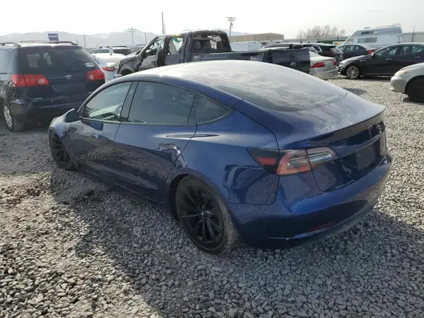 5YJ3E1EB4NF143959 2022 TESLA MODEL 3 - Image 2