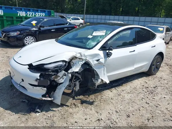 5YJ3E1EB4NF153035 2022 TESLA MODEL 3 - Image 2