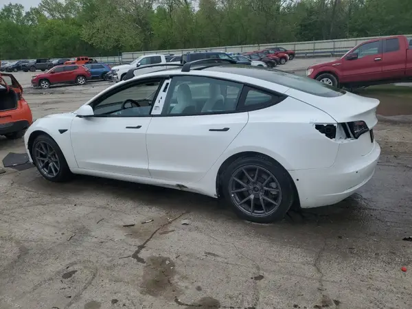 5YJ3E1EB4NF155108 2022 TESLA MODEL 3 - Image 2