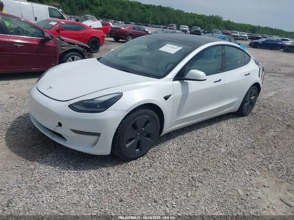 5YJ3E1EB4NF165427 2022 TESLA MODEL 3 - Image 2