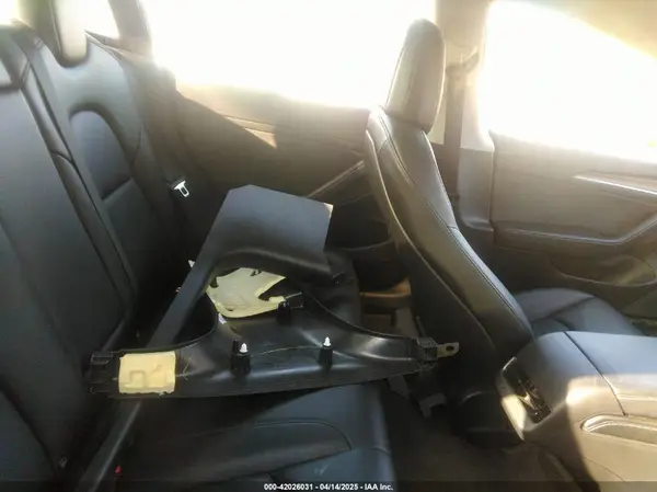 5YJ3E1EB4NF171972 2022 TESLA MODEL 3 - Image 8