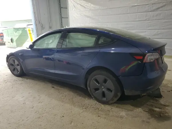 5YJ3E1EB4NF173379 2022 TESLA MODEL 3 - Image 2