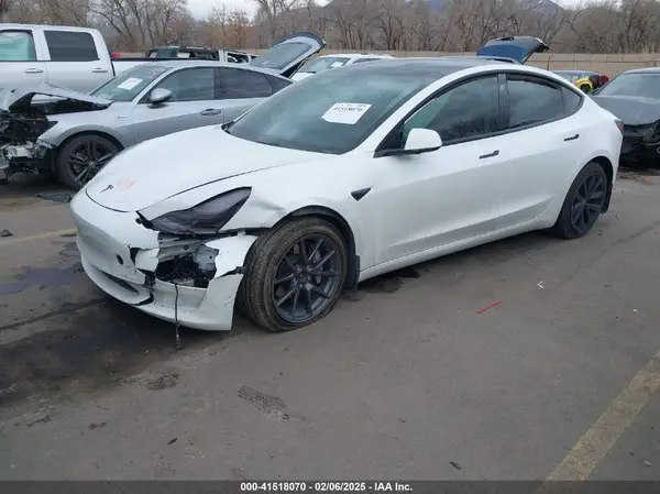 5YJ3E1EB4NF174175 2022 TESLA MODEL 3 - Image 2