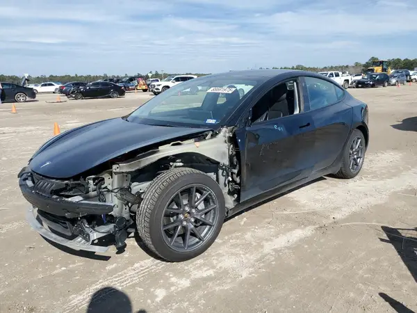 5YJ3E1EB4NF175987 2022 TESLA MODEL 3 - Image 1