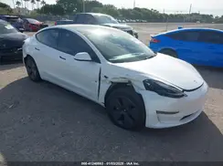 5YJ3E1EB4NF180803 2022 TESLA MODEL 3