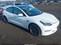 5YJ3E1EB4NF182499 2022 TESLA MODEL 3