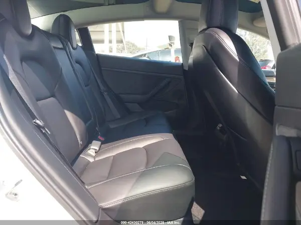 5YJ3E1EB4NF183958 2022 TESLA MODEL 3 - Image 8