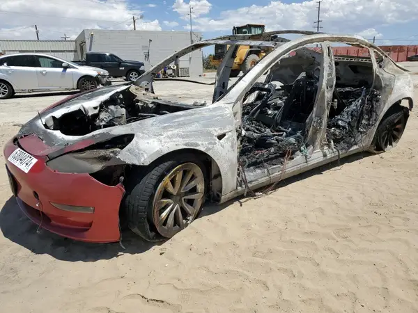 5YJ3E1EB4NF185113 2022 TESLA MODEL 3 - Image 1