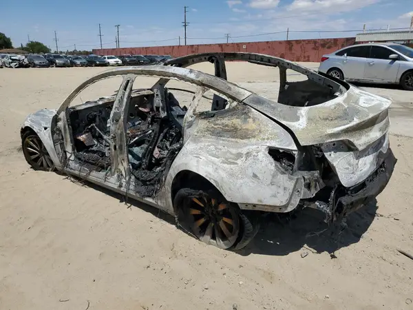 5YJ3E1EB4NF185113 2022 TESLA MODEL 3 - Image 2