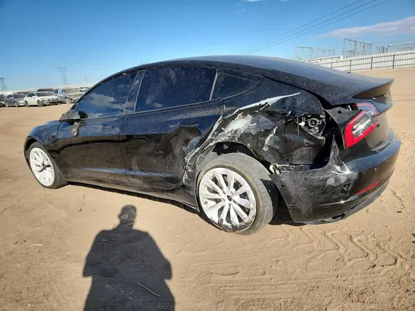 5YJ3E1EB4NF186486 2022 TESLA MODEL 3 - Image 2
