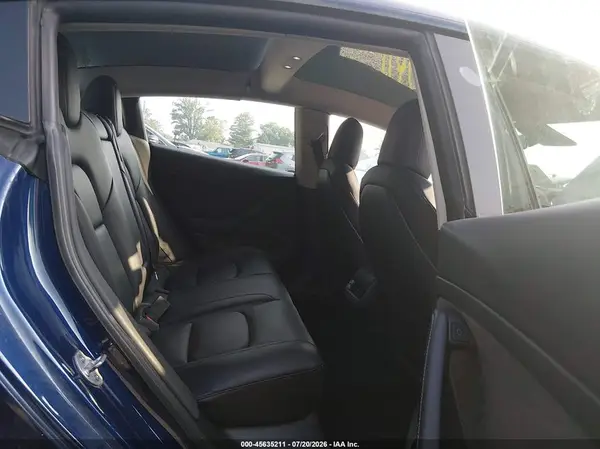 5YJ3E1EB4NF187086 2022 TESLA MODEL 3 - Image 8