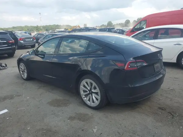 5YJ3E1EB4NF190425 2022 TESLA MODEL 3 - Image 2