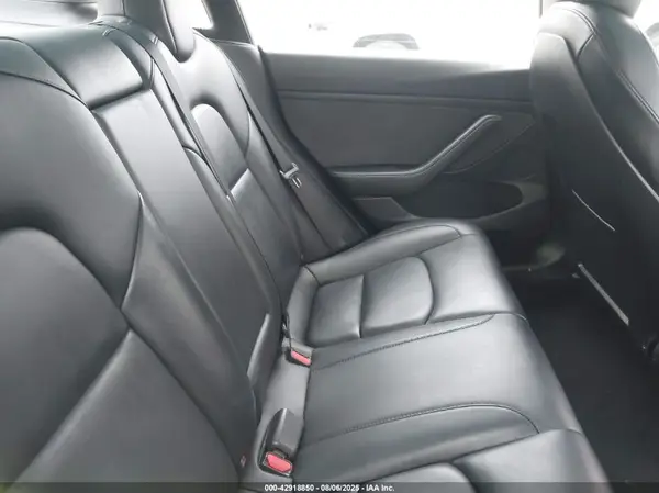 5YJ3E1EB4NF190926 2022 TESLA MODEL 3 - Image 8