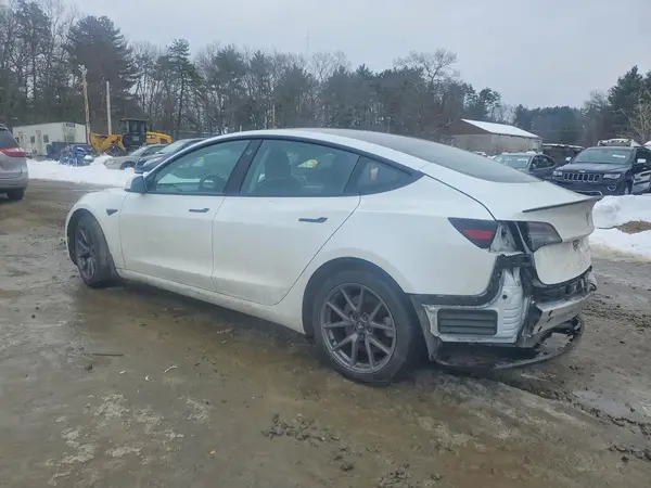 5YJ3E1EB4NF191591 2022 TESLA MODEL 3 - Image 2