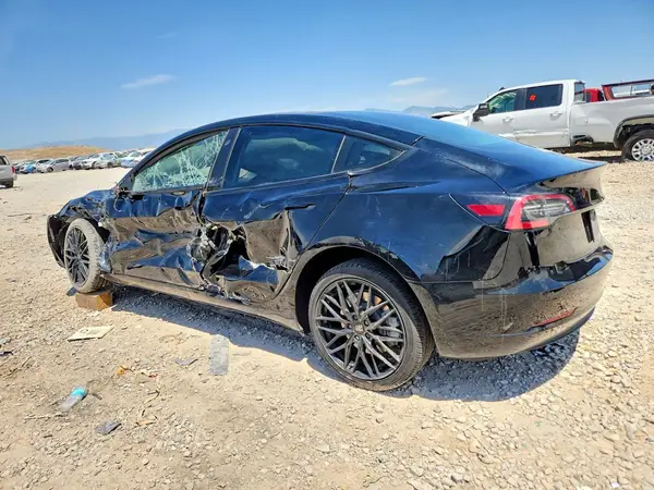 5YJ3E1EB4NF192305 2022 TESLA MODEL 3 - Image 2