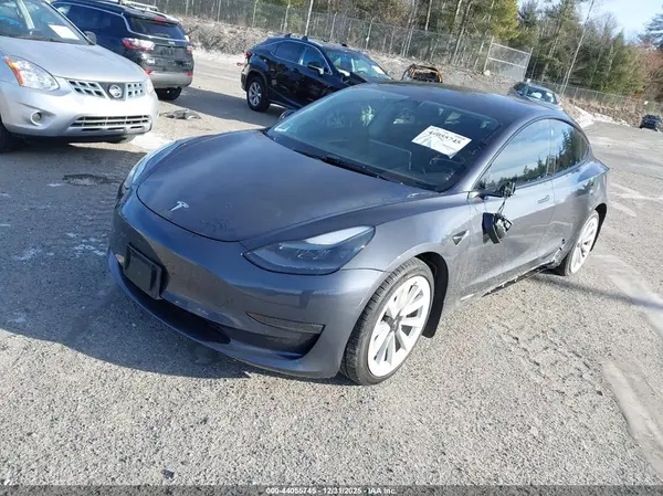 5YJ3E1EB4NF192630 2022 TESLA MODEL 3 - Image 2