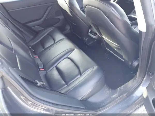 5YJ3E1EB4NF192630 2022 TESLA MODEL 3 - Image 8