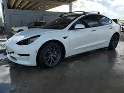 5YJ3E1EB4NF194264 2022 TESLA MODEL 3