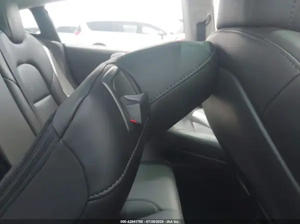5YJ3E1EB4NF197424 2022 TESLA MODEL 3 - Image 8