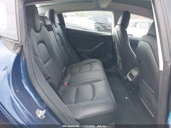 5YJ3E1EB4NF197861 2022 TESLA MODEL 3 - Image 8