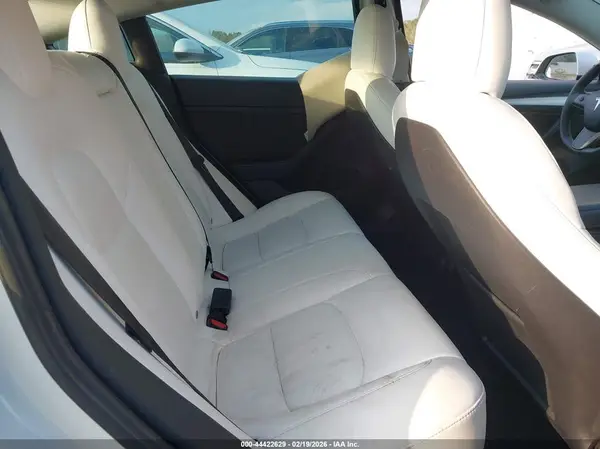 5YJ3E1EB4NF199741 2022 TESLA MODEL 3 - Image 8