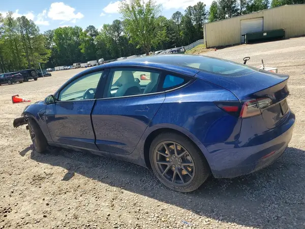 5YJ3E1EB4NF201357 2022 TESLA MODEL 3 - Image 2