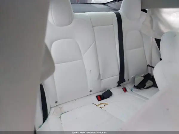 5YJ3E1EB4NF201746 2022 TESLA MODEL 3 - Image 8