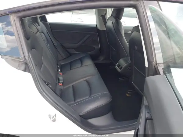 5YJ3E1EB4NF202086 2022 TESLA MODEL 3 - Image 8