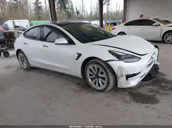 5YJ3E1EB4NF230437 2022 TESLA MODEL 3
